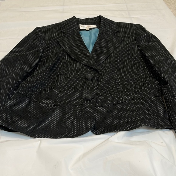 Jones New York Suit black with small dots of turquoise size 12 - Picture 1 of 13